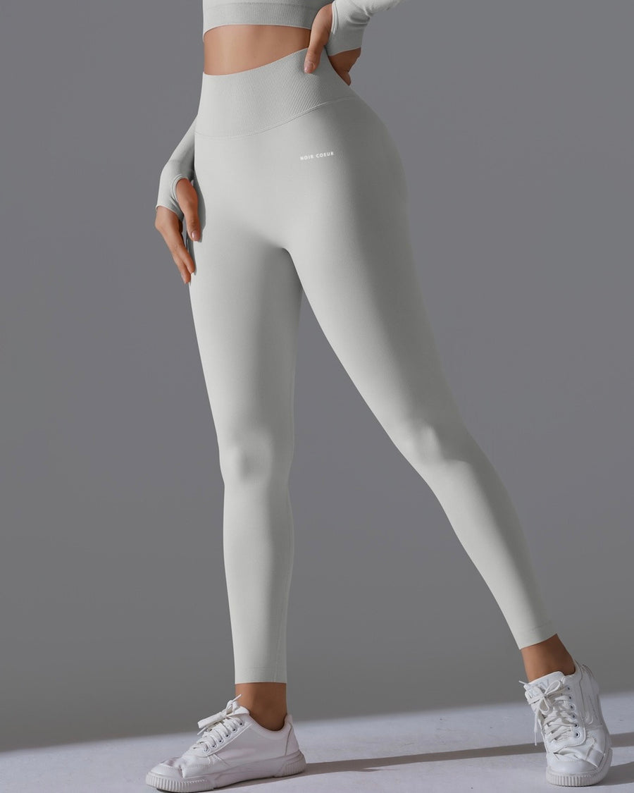 Noir Cœur Light Grey Legging